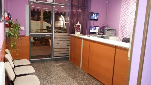 Hotel Violetta Парма Экстерьер фото